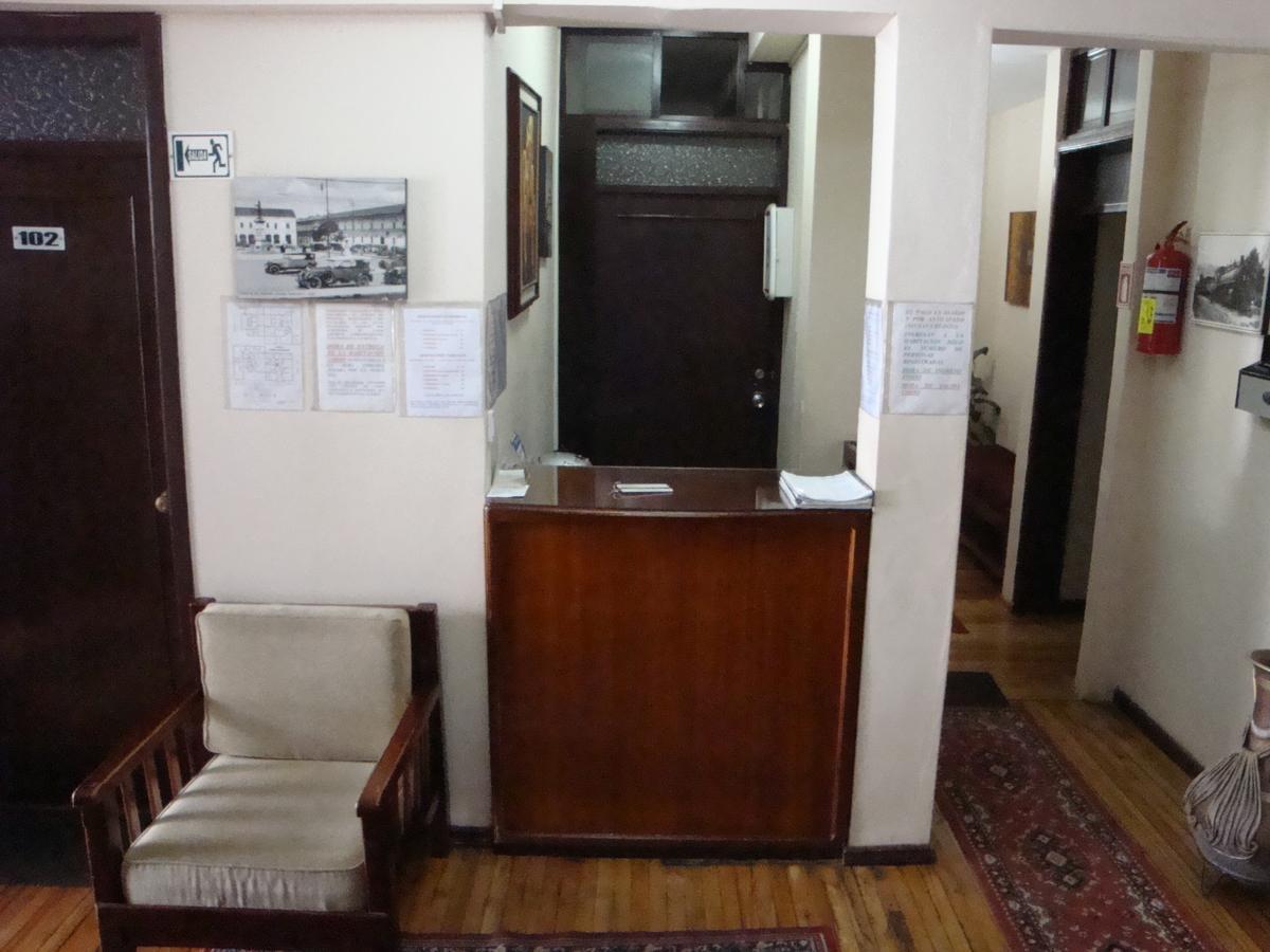 Hostal Santa Maria Gracia Quito Exterior photo